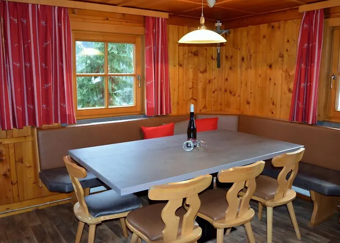 شقة Haus Tschiderer *